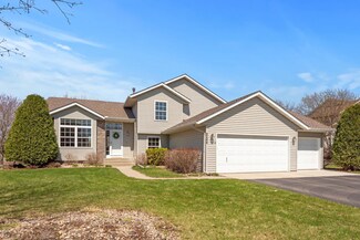 9266 Creek Way, Savage, MN 55378