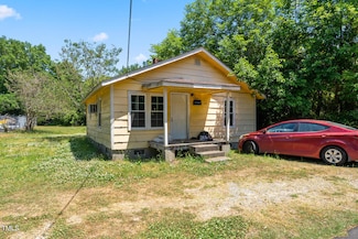 105 E Cole St, Dunn, NC 28334