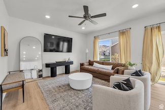 3854 N Thomas St Unit 840, Eagle Mountain, UT 84005