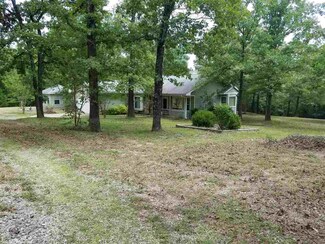 9 Saint Philomena Dr, Hardy, AR 72542