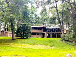 12 Mountain Rd, Wilton, CT 06897