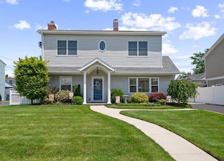37 Swan Ln, Levittown, NY 11756