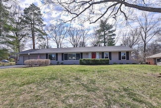 307 Circlewood Ln, Cincinnati, OH 45215