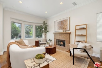 4125 W Hood Ave Unit 102, Burbank, CA 91505