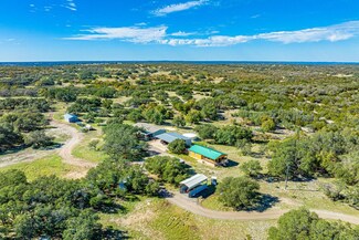 342 Mealy Sage Rd, Harper, TX 78631