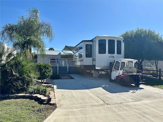 3259 NE 102nd Avenue Rd, Silver Springs, FL 34488