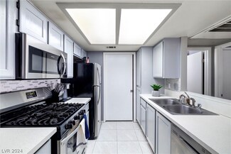 7100 Pirates Cove Rd Unit 1072, Las Vegas, NV 89145