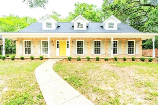 728 Spring Station Rd, Mobile, AL 36609