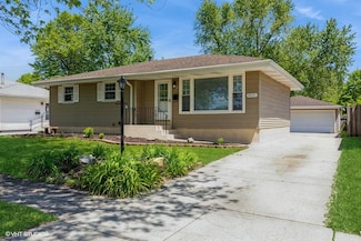 8035 North Dr, Highland, IN 46322