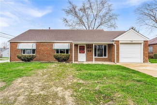 726 Willow Dr, Euclid, OH 44132