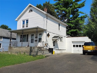 2005 Pine St, Endicott, NY 13760