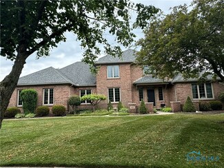 8737 Slate Ridge Ct, Sylvania, OH 43560