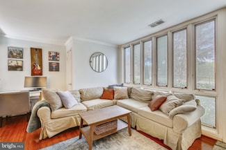 10701 Kings Riding Way Unit T1, Rockville, MD 20852