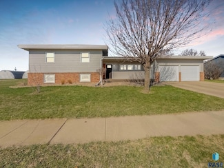 105 N James Ave, Tea, SD 57064