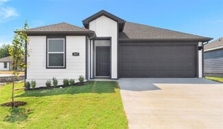 4501 W Canyon Run Dr, Fayetteville, AR 72704