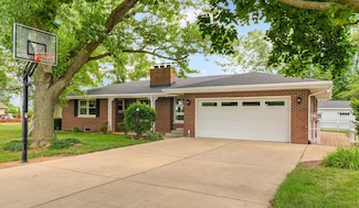 806 County Road 1200 E, Tolono, IL 61880