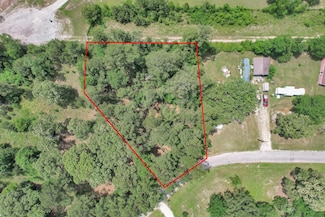 0 Oak Hills Dr, Huntsville, TX 77340