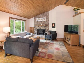 5975 Timber Trail SE, Prior Lake, MN 55372