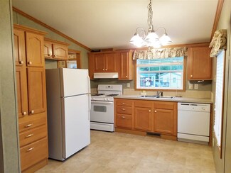 152 Pebblewood, Charlestown, NH 03603