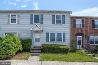 1867 Douglas Dr, Carlisle, PA 17013