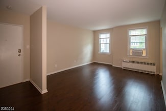 18 The Crescent Unit 1, Montclair, NJ 07042