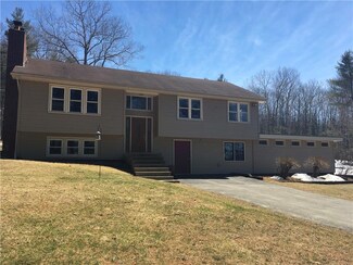 2295 Us Route 202, Winthrop, ME 04364