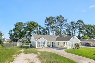 10403 Wade Dr, Denham Springs, LA 70726