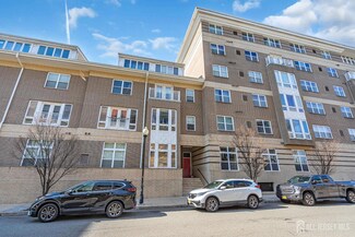 358 Rector St Unit 218, Perth Amboy, NJ 08861