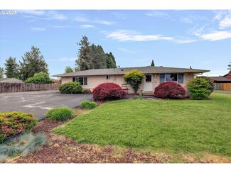 802 Toliver Rd, Molalla, OR 97038