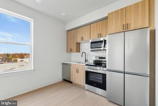 5521 Wayne Ave Unit 502, Philadelphia, PA 19144