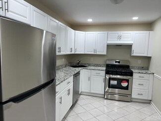 42 Clay St, North Brunswick, NJ 08902