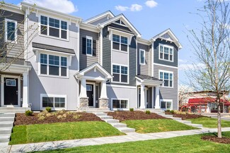 2122 Glacier St, Mundelein, IL 60060
