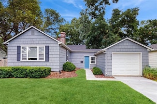 2014 W 74th St, Prairie Village, KS 66208