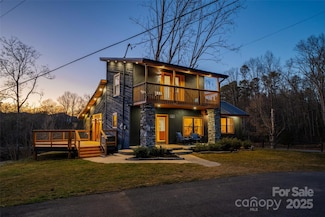421 S Mills River Rd, Mills River, NC 28759