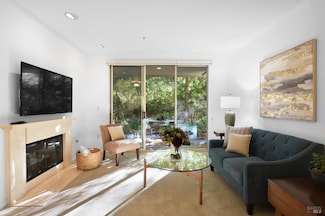 200 Deer Valley Rd Unit 1C, San Rafael, CA 94903