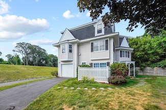 14 Victoria Garden Unit B, Framingham, MA 01701