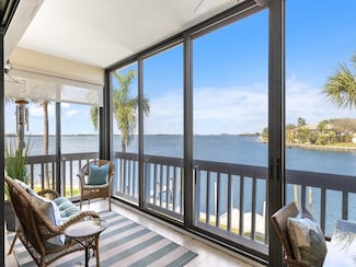 1776 Mooringline Dr Unit 204, Vero Beach, FL 32963