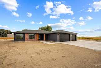 1100 Coventry Ln, Burley, ID 83318