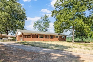 3705 Colbert Hollow Rd, Rock Spring, GA 30739