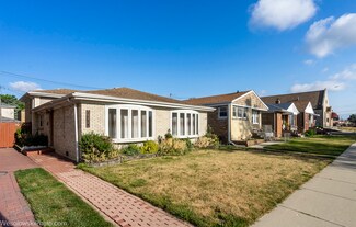 5134 N Nagle Ave, Chicago, IL 60630
