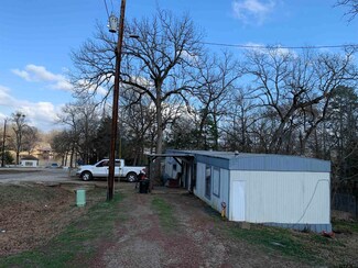 240 E Elm Dr, Murchison, TX 75778