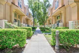 163 Jasmine Ct, Mountain View, CA 94043