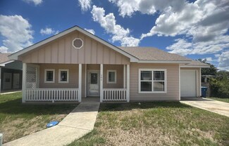 101 Jasper Ln, Kerrville, TX 78028