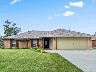 33 Eucalyptus St, Sulphur, LA 70663