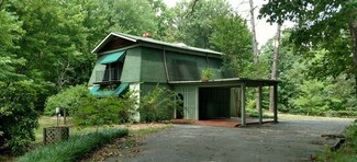 67 High School Rd, Buckingham, VA 23921