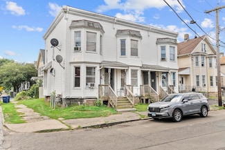 1 Seeley St, Bridgeport, CT 06605