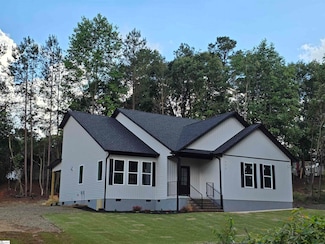 402 Edgewater Dr, Anderson, SC 29626