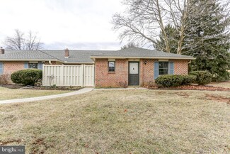 165 Valleybrook Dr, Lancaster, PA 17601