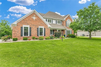 715 W Coolidge Ave, Charleston, IL 61920