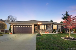 13304 Canterbury Dr, Sterling Heights, MI 48312